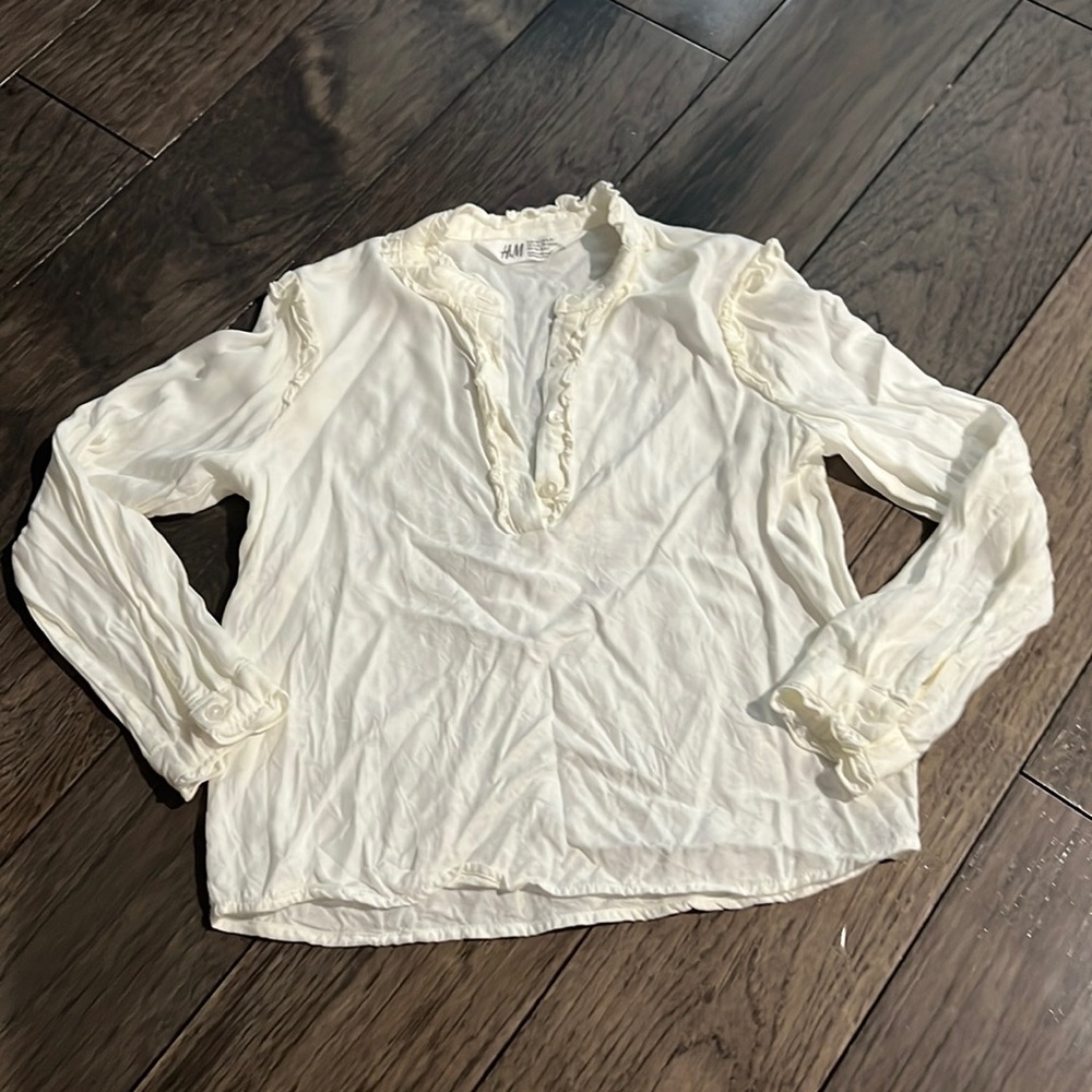 Size 5/6y blouse